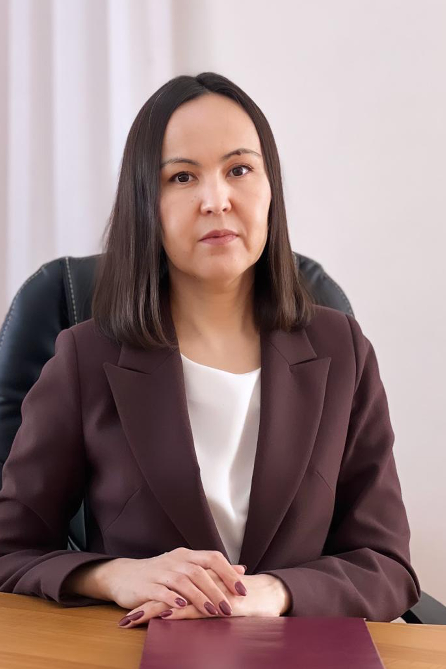 Узакбаева Мадина Тубабергановна, директор